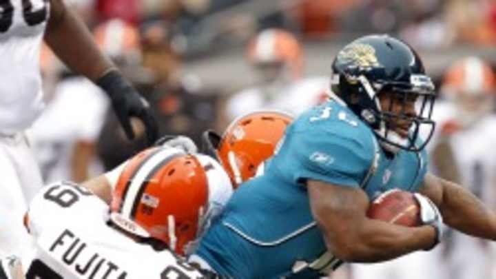 Browns place linebacker Scott Fujita on IR Browns place linebacker Scott Fujita on IR