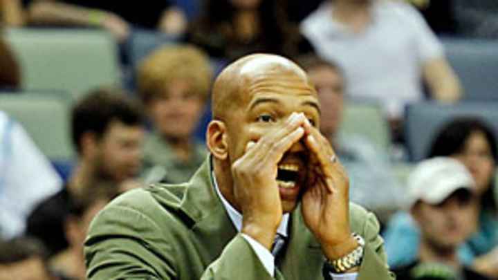 Hornets coach Williams weathering basketball storm with faith Hornets coach Williams weathering basketball storm with faith