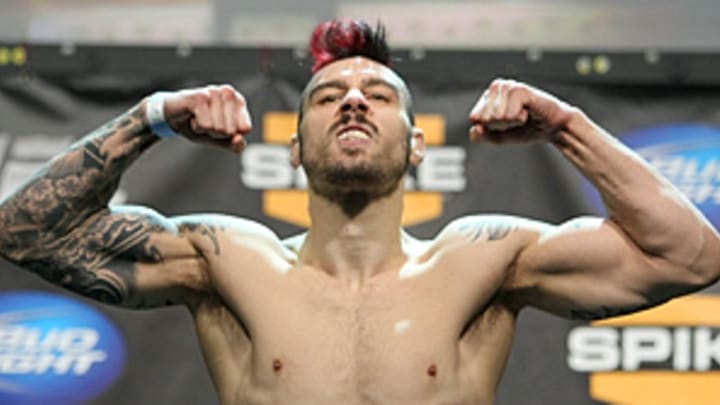 MMA embraces social media craze