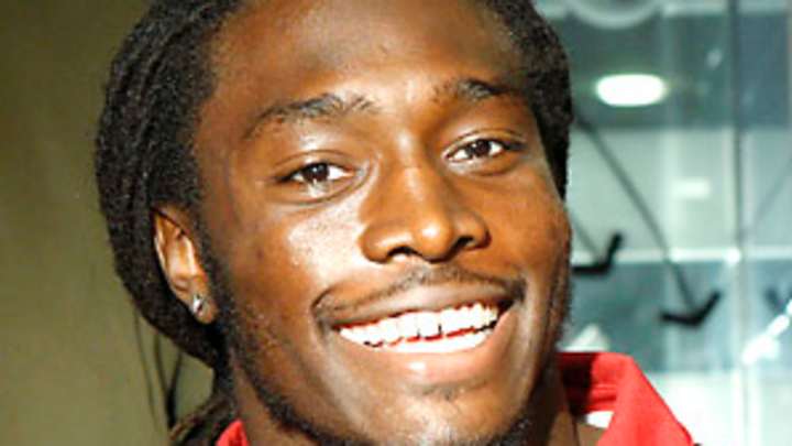 Oklahoma safety Carter making impact far beyond football field