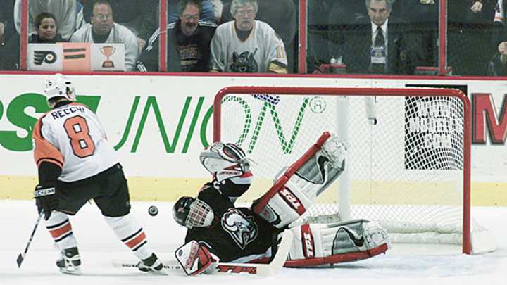 Hasek and Huet eye return to NHL