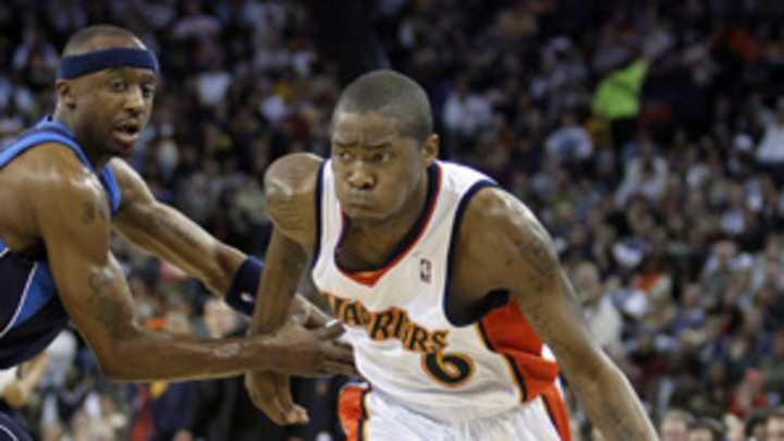 Hawks on verge of acquiring Warriors guard Crawford