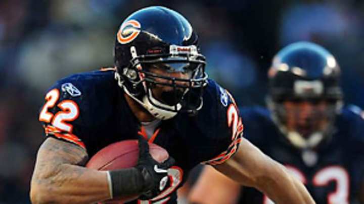 Despite popular opinion, NFL's top RBs are getting paid after all