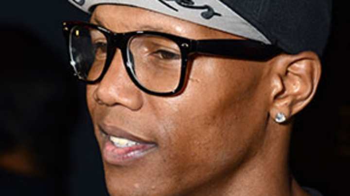 Quick Jabs: Dulorme's setback, Barclays boxing, Khan's return and more