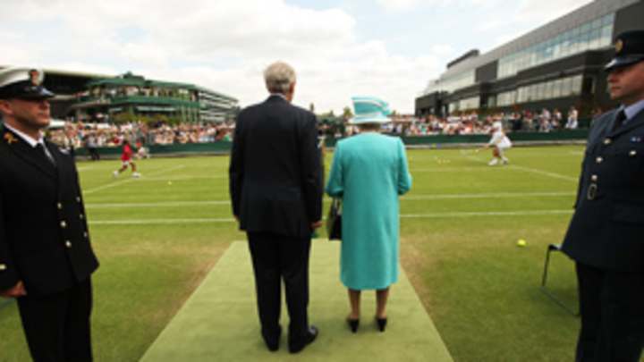 Comparing the Slams, attendance woes in Shanghai, plus more mail