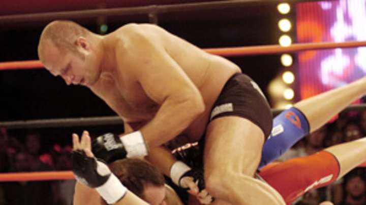 M-1 continues push to get Emelianenko in UFC