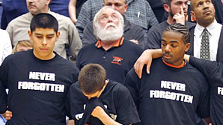 Fennville's emotional tourney run, honoring Leonard, ends in regionals
