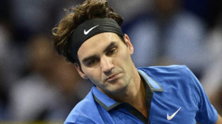 Federer escapes upset at Swiss Indoors; Del Potro wins Federer escapes upset at Swiss Indoors; Del Potro wins