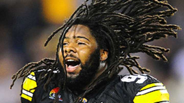 MMQB Mail: NFL teams hung up on strength issues of Iowa's Clayborn