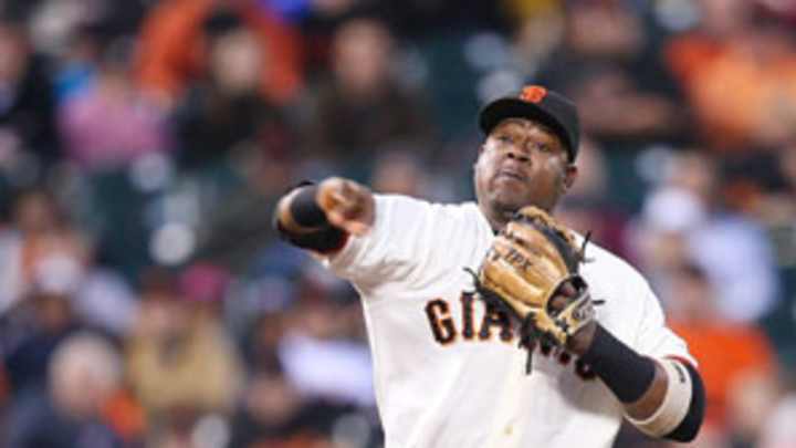 Giants, fans embracing do-it-all infielder 'Ooooh! ... Ree-Bay!' Giants, fans embracing do-it-all infielder 'Ooooh! ... Ree-Bay!'
