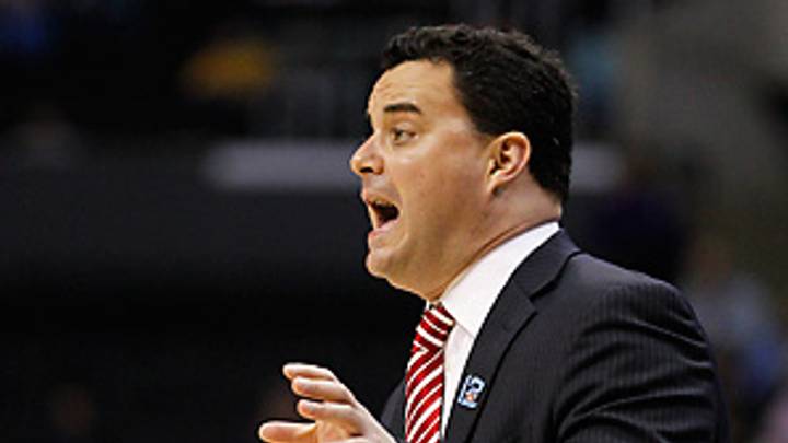 Arizona picked to win Pac-12, narrowly edging UCLA