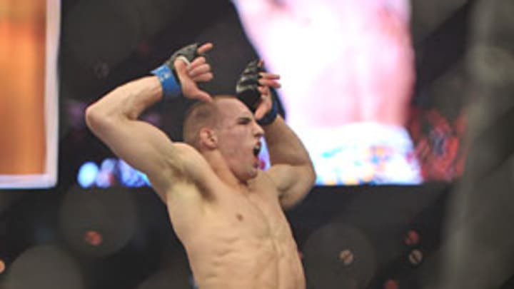 MacDonald, Hamill embody MMA's comings and goings at UFC 133