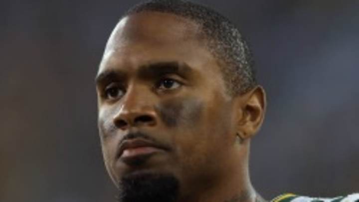 Packers safety Charles Woodson out six weeks with fractured collarbone