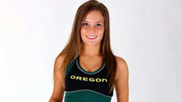 Cheerleader of the Week: Oregon's Lisa