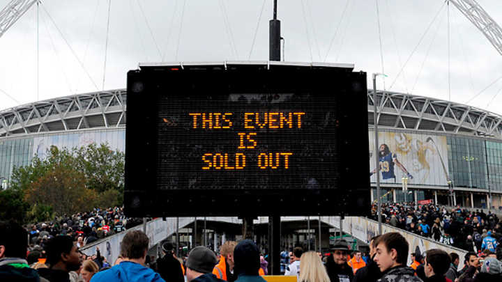 NFL experience still a puzzling, exciting one for Londoners NFL experience still a puzzling, exciting one for Londoners