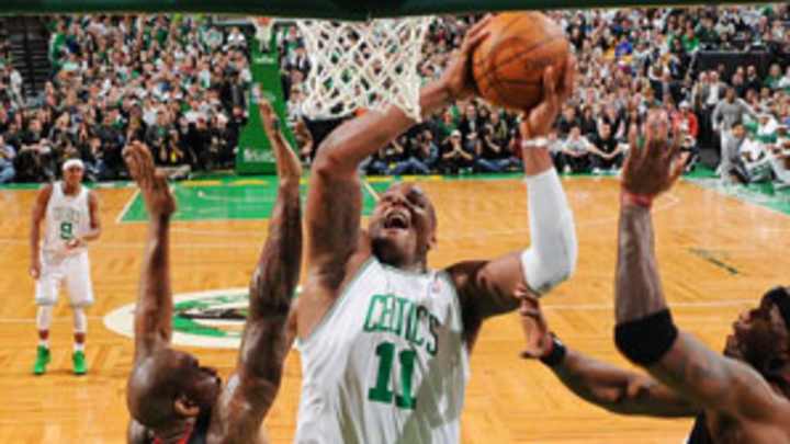 Talking Points: Bobcats, Spurs hope to avoid 2-0 series deficits