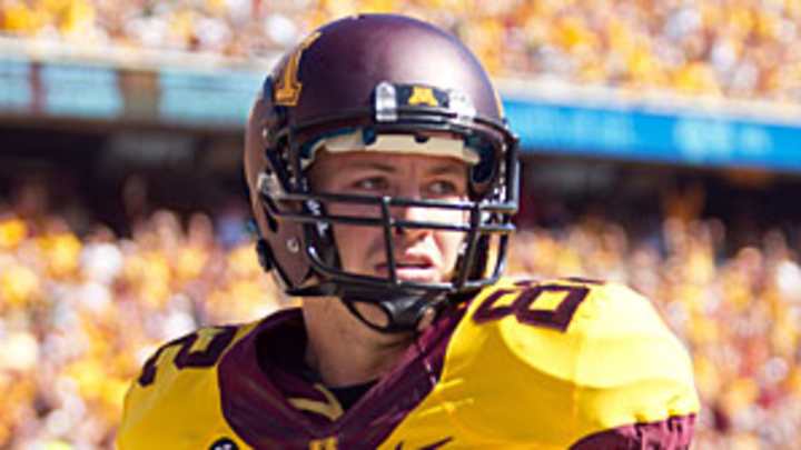 Minnesota's leading receiver Barker quits team Minnesota's leading receiver Barker quits team