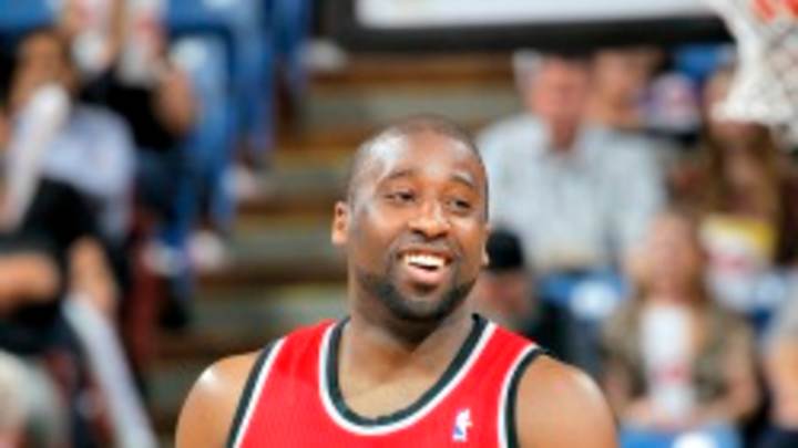 Report: Knicks obtain Raymond Felton, Kurt Thomas; Lin almost a Rocket? Report: Knicks obtain Raymond Felton, Kurt Thomas; Lin almost a Rocket?