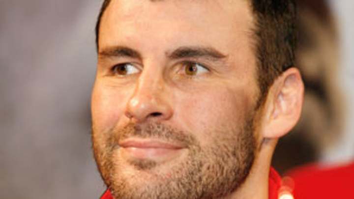 Epitome of a champ, Calzaghe looks to go out in style against Jones Epitome of a champ, Calzaghe looks to go out in style against Jones