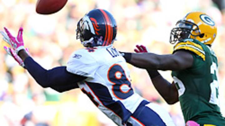 Brandon Lloyd dealt to Rams