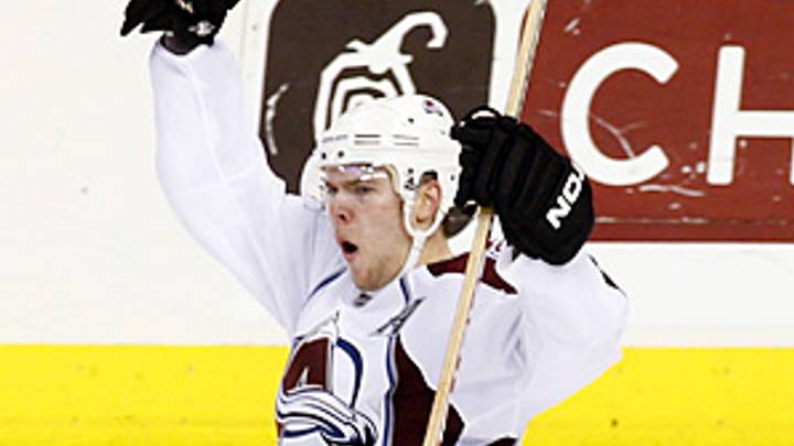 Crashing the net: Stastny heats up for Avs, McBain impresses early
