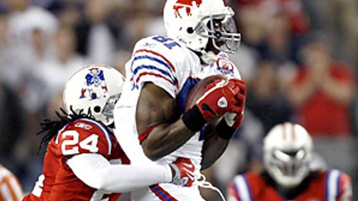 T.O. makes no waves after tepid Bills debut T.O. makes no waves after tepid Bills debut