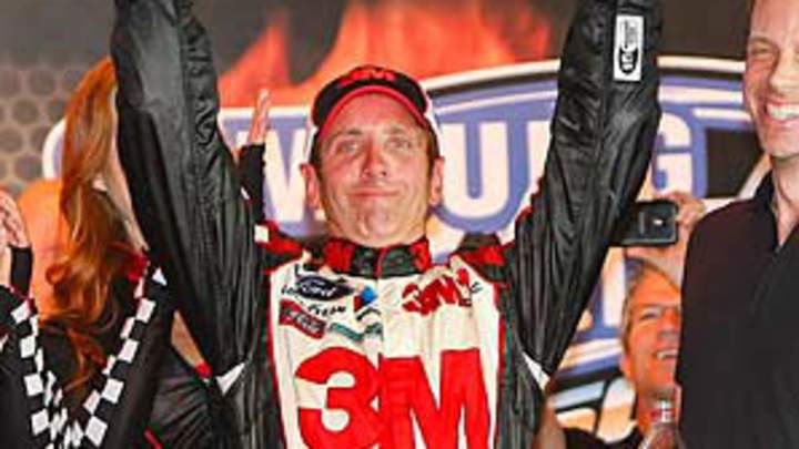 Biffle takes Samsung Mobile 500 at Texas