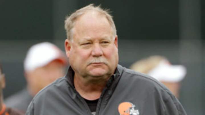 Holmen goes out a winner, finished with Browns Holmen goes out a winner, finished with Browns