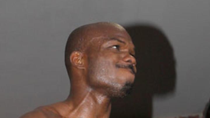 Bradley's head may be his best weapon in fight against Pacquiao