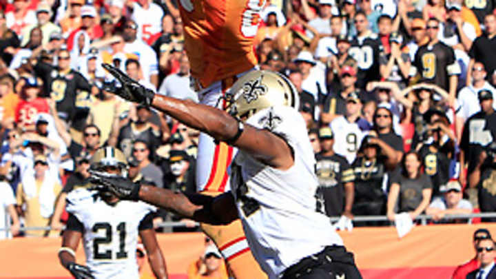 Controversial (and correct?) call helps Saints' D close out Tampa Bay