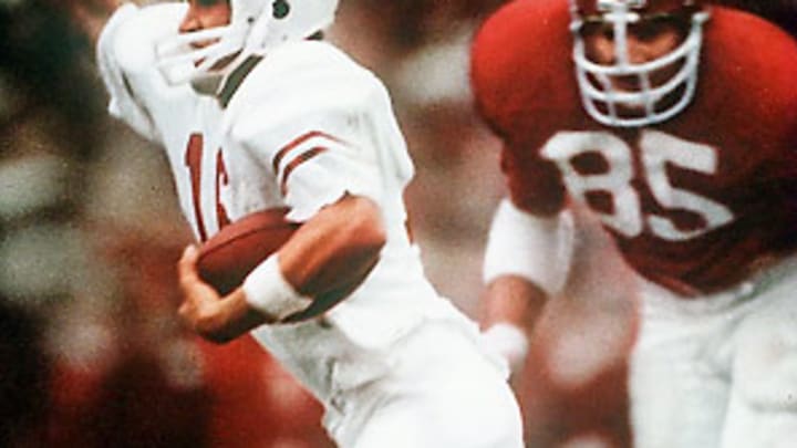 Petrino saga latest in swirling soap opera that is Arkansas football