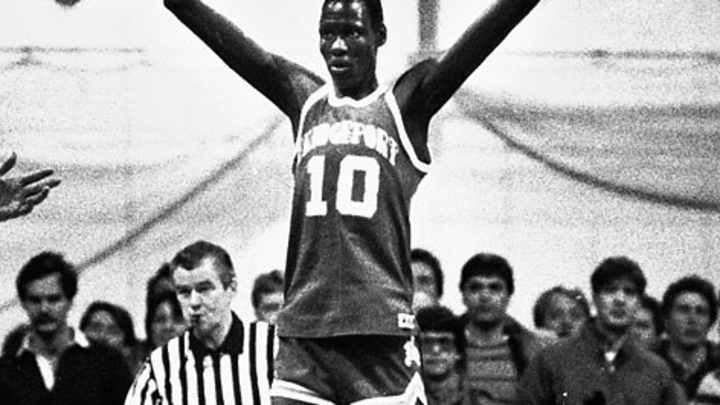 Manute Bol: Classic Photos Manute Bol: Classic Photos