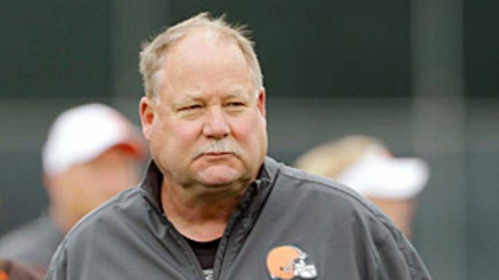 Holmgren leaving Browns with uncertain future