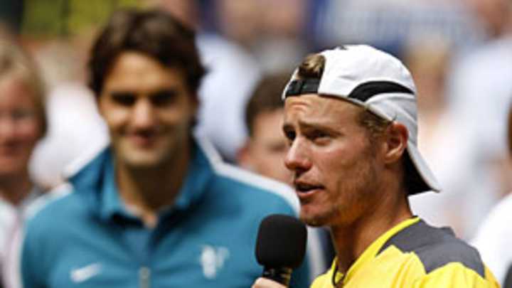 Federer still floundering, Wimbledon travel tips, more mail