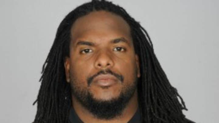 Steelers' Willie Colon to move to guard