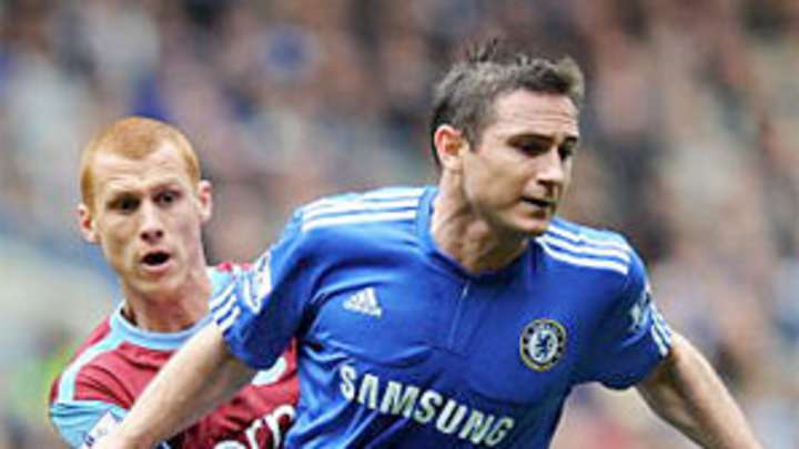 New formation pays off for Chelsea