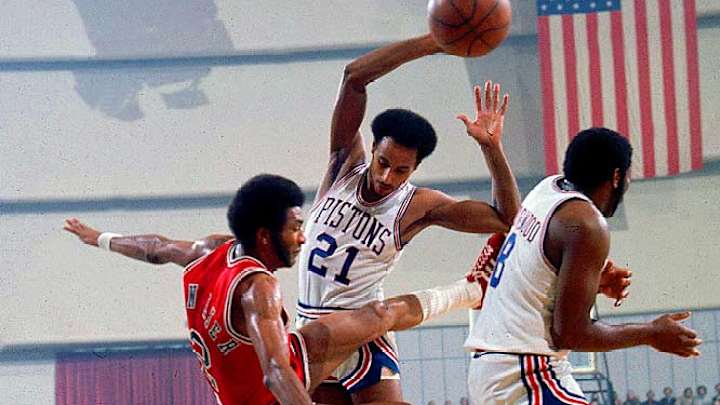 Vault Gallery: Iconic Pistons Photos