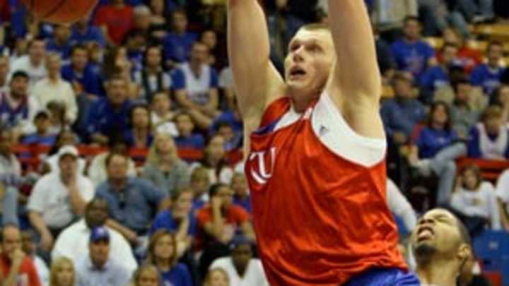 Kansas celebrates 2008 title, looks ahead to new year