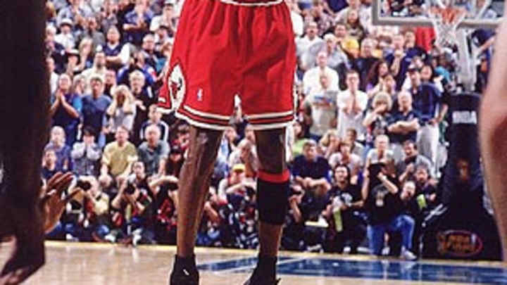 Durham, voice of NBA on ESPN radio, dies at 65