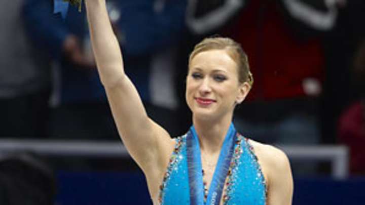 Rochette pulls out of worlds