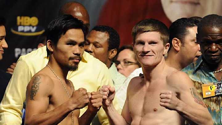 Manny Pacquiao KO's Ricky Hatton