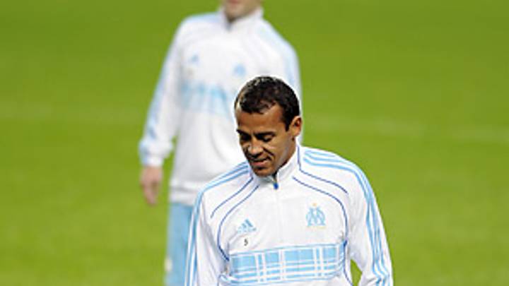 Marseille players recovering from spate of targeted home-jackings Marseille players recovering from spate of targeted home-jackings