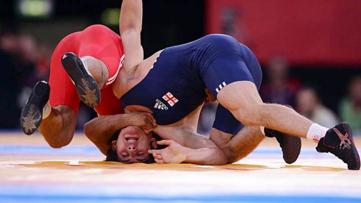 Leading Off: Pictures of the Week