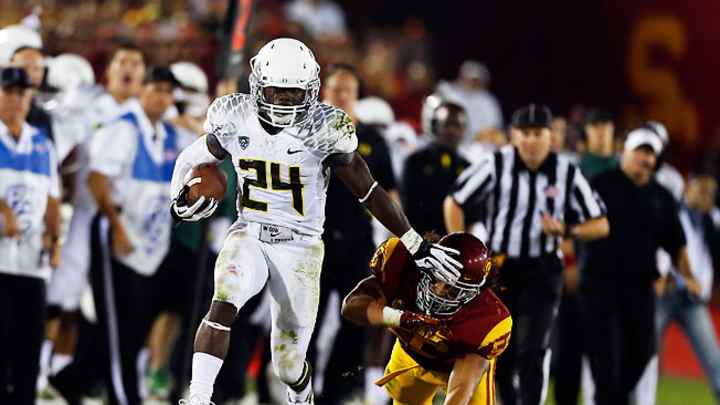 Oregon's Barner shoots up Heisman Watch ranks after banner day