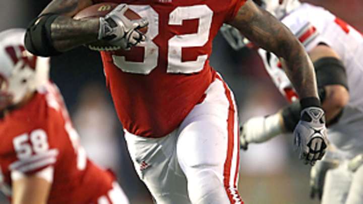 Badgers' reliance on power game a smash hit against No. 1 Buckeyes