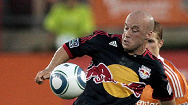 Union's Ruiz turns back the clock, Beckham takes his leave once again