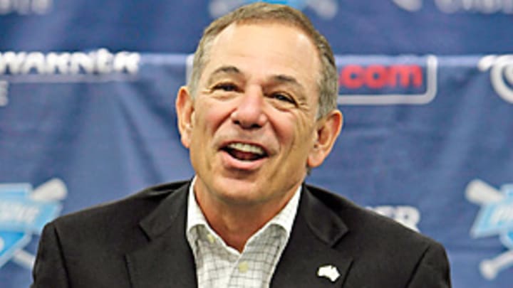 Sources: Brewers favor Valentine