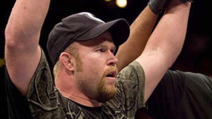 Boetsch signs new deal with UFC