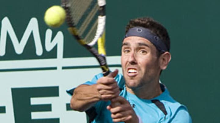 Best of Three: Odesnik should have passed, Clijsters' clay calamity