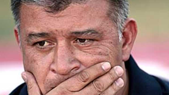 Borghi fired as Chile coach after loss to Serbia